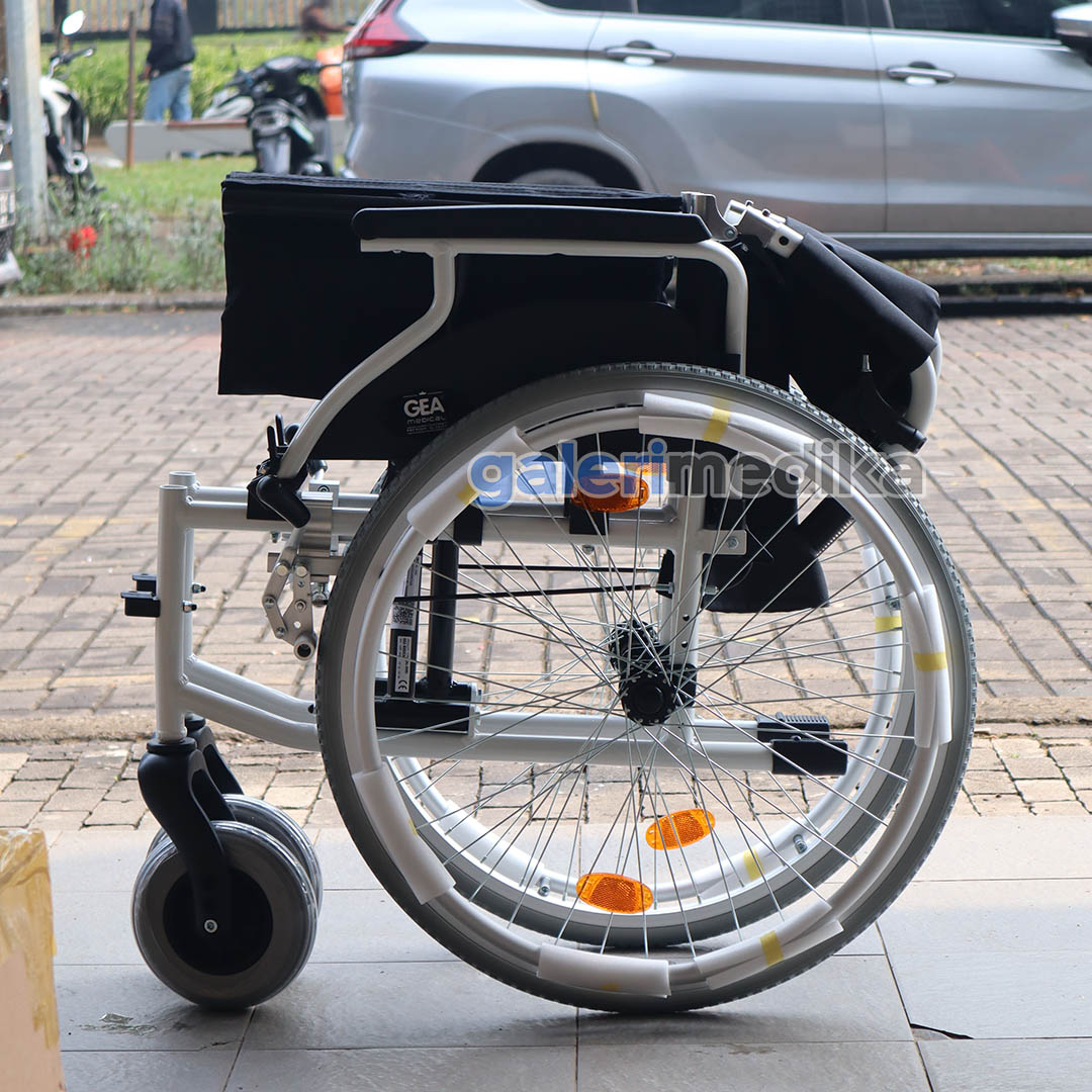 Kursi Roda GEA AL-006 Premium Aluminium Wheelchair