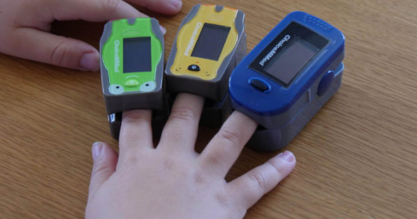 7 Rekomendasi Pulse Oximeter Untuk Bayi Dan Anak Anak Galeri Medika